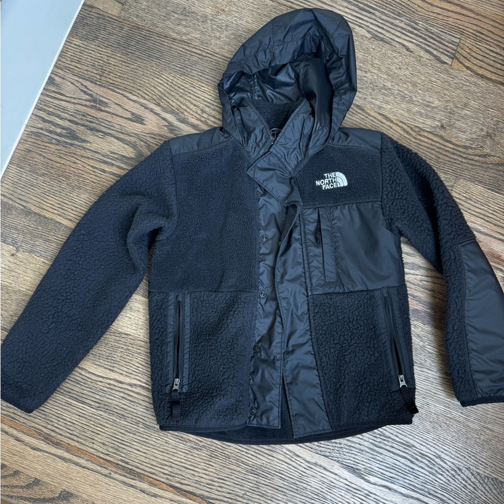 The North Face Kids Black Fleece Jacket